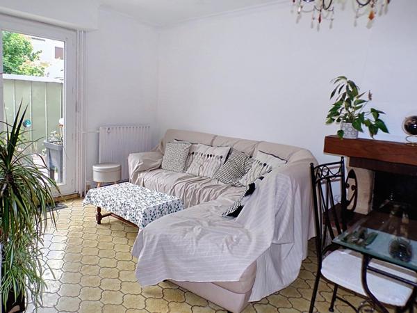 proche écoles et transport