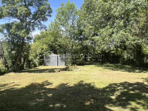 🚨 COUP DE CŒUR ASSURÉ – Maison familiale 5 chambres à 2 min de Beauval !

👉 Vous cherchez une maison spacieuse, sans travaux, dans un cadre verdoyant ? Ne cherchez plus.

🏡 Construction traditionnelle
🔥 Pièce de vie de 60 m² avec cheminée
🛏️ 5 chambres dont suite parentale au RDC
🎮 Salle de jeux
🌳 Terrain arboré clos de 1 800 m²
🚐 Grand appentis 

📊 DPE : C

💥 Maison clé en main – bien rare sur le secteur !

⚡ Les premières visites partent vite
📅 Disponible même le dimanche
📩 Contactez-moi pour la vidéo avant qu’elle ne soit plus dispo