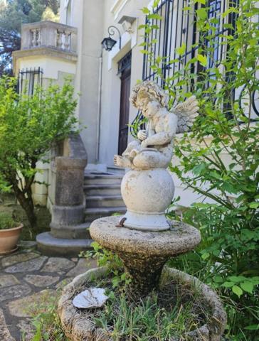 Alès - Maison Bourgeoise 330 m2 sur 1500m² de terrain clos