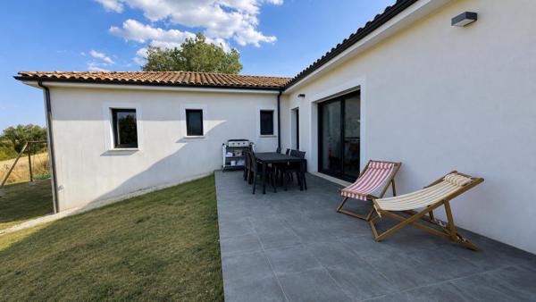 Maison de plain-pied T6 à 10 minutes de CAHORS