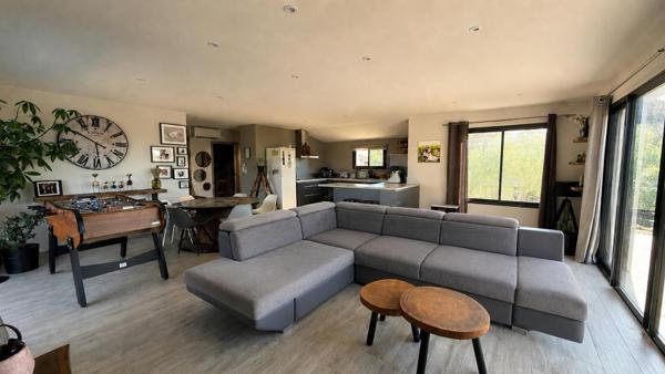 Maison de plain-pied T6 à 10 minutes de CAHORS