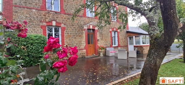 Maison de ville 4 ch terrain garage dépendance