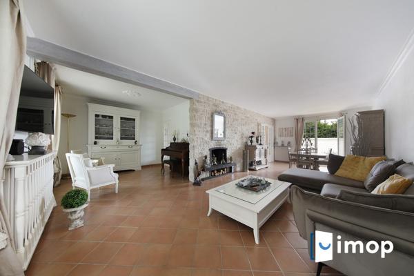 Belle demeure dans un environnement de prestige