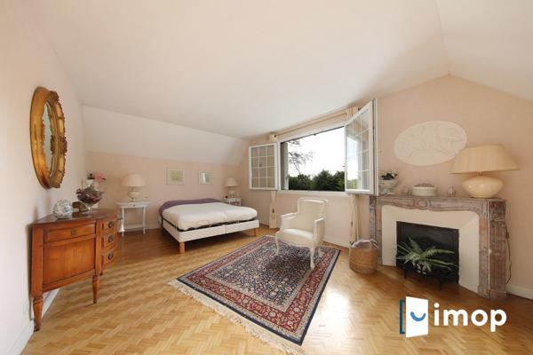 Belle demeure dans un environnement de prestige