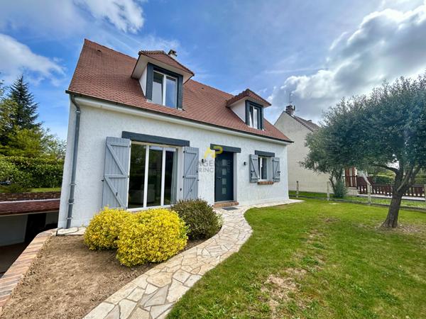 ALSACE LORRAINE Maison indépendante 4 chambres €612 000 ** - Référence 2060