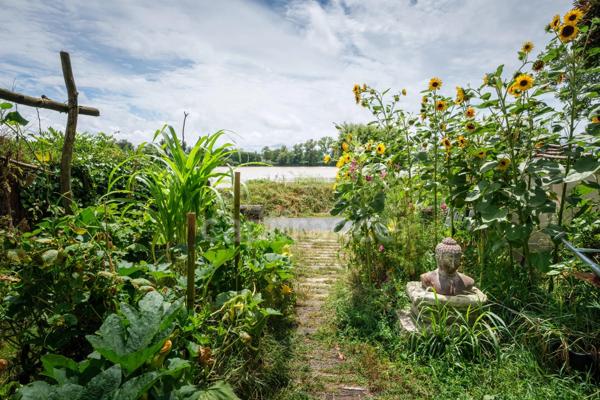 Dpt Gironde (33), à vendre QUINSAC maison 111 m², 3 chambres et dépendance - Jardin de 100 m²