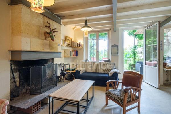 Dpt Gironde (33), à vendre QUINSAC maison 111 m², 3 chambres et dépendance - Jardin de 100 m²