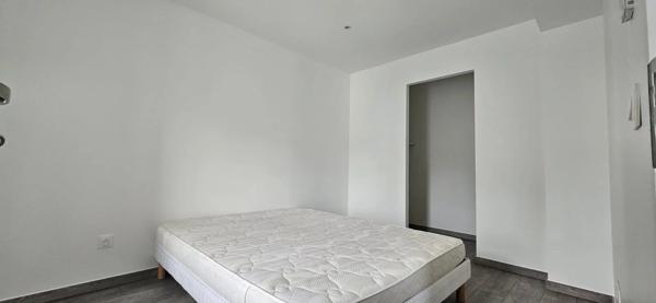 APPARTEMENT T4 DUPLEX BARBERAZ