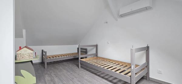 APPARTEMENT T4 DUPLEX BARBERAZ