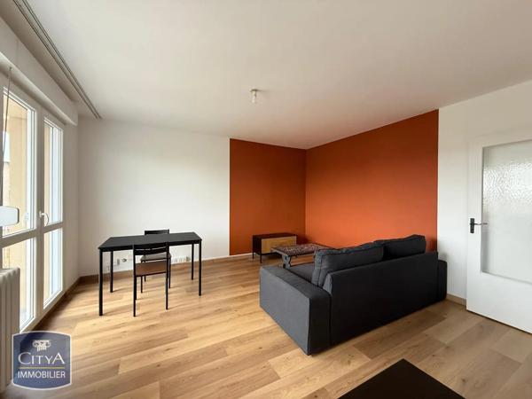 Appartement à louer 2 pièces 49.93m² Metz (57000)