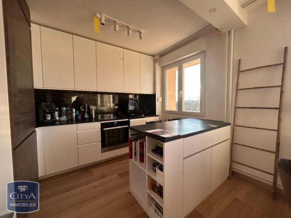 Appartement à louer 2 pièces 49.93m² Metz (57000)