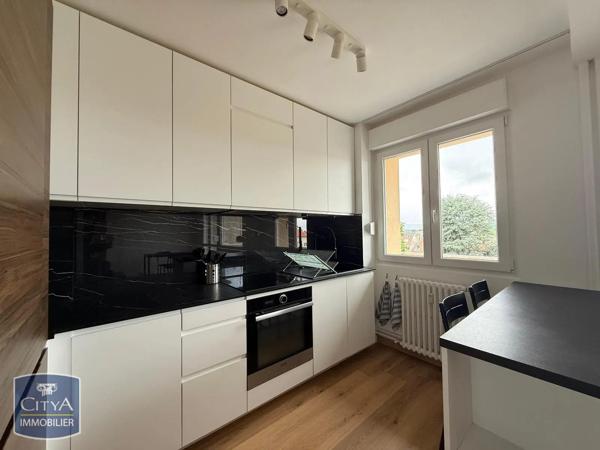 Appartement à louer 2 pièces 49.93m² Metz (57000)