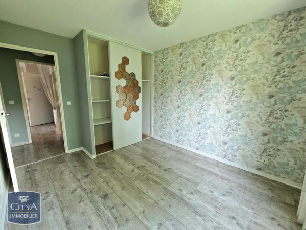 Appartement à louer 2 pièces 53.86m² Roanne (42300)