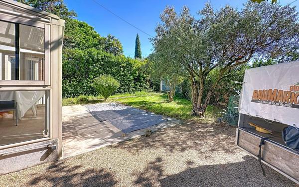 Maison à vendre    5 pièces • 94 m2 Montfavet - Avignon