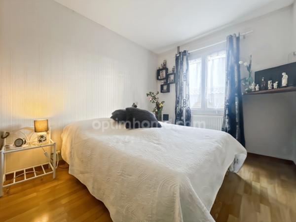 Maison à vendre 5 pièces MARANS (17)