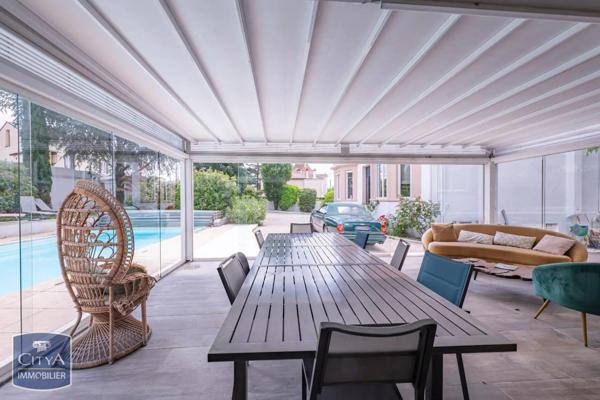 Maison à vendre 9 pièces 230m² Lorette (42420)