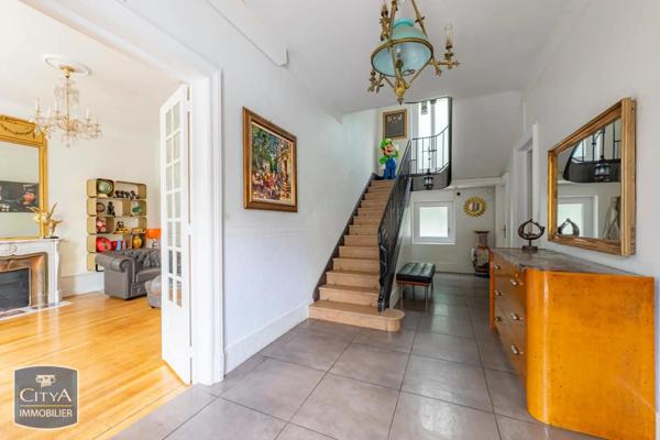 Maison à vendre 9 pièces 230m² Lorette (42420)