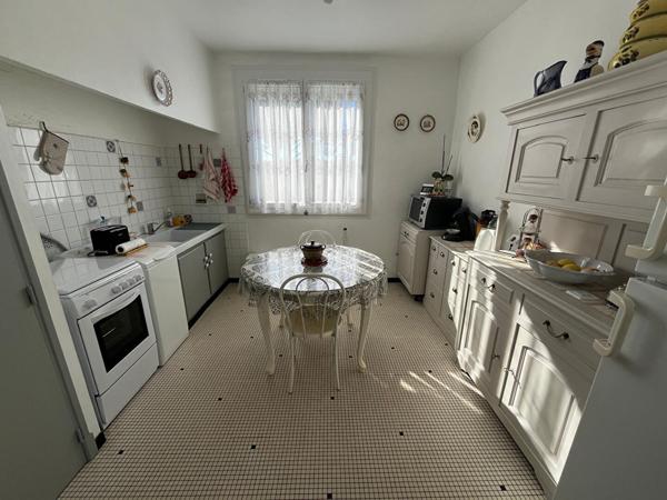 PRAYSSAC Maison 3 chambres