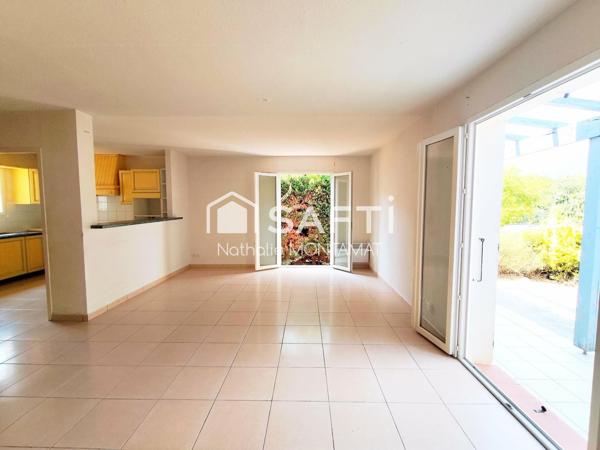 Charmante Villa 3 Faces, T4, Garage, Terrain 403m²