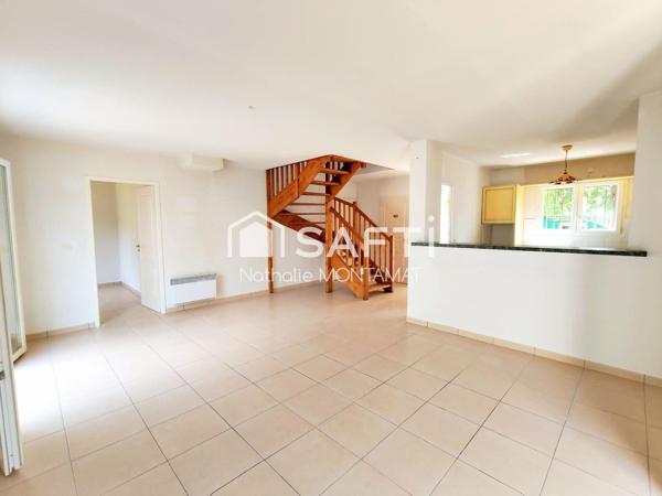 Charmante Villa 3 Faces, T4, Garage, Terrain 403m²