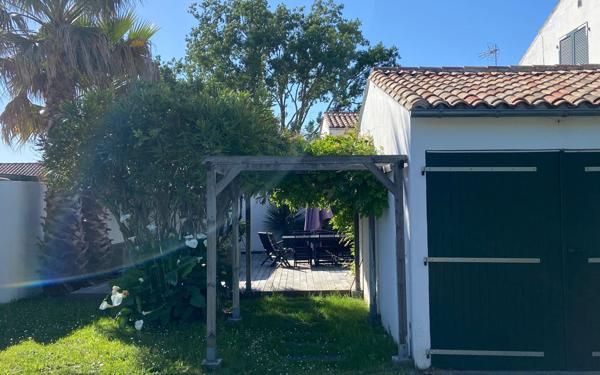 Maison à vendre    8 pièces • 180 m2 La Couarde-sur-Mer