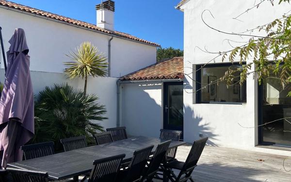 Maison à vendre    8 pièces • 180 m2 La Couarde-sur-Mer