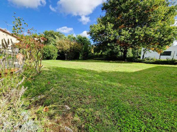 Maison Vouneuil Sous Biard 6 pièce(s) 152m2