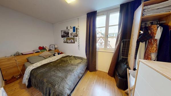 En Exclusivité - Charmant deux-pièces au pied de la cathédrale