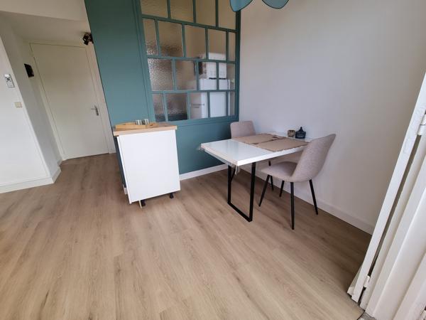Appartement 2 pièce(s) 1 chambre(s) 37.6 m²