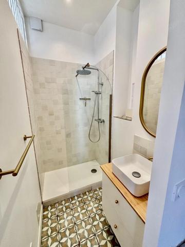 APPARTEMENT LUMINEUX de 92m² hab, 2 mn à pieds de la gare !