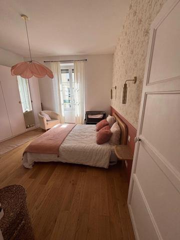 APPARTEMENT LUMINEUX de 92m² hab, 2 mn à pieds de la gare !