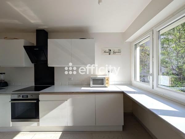 Appartement
         4 pièces
        - 75 m² Exclusivité
