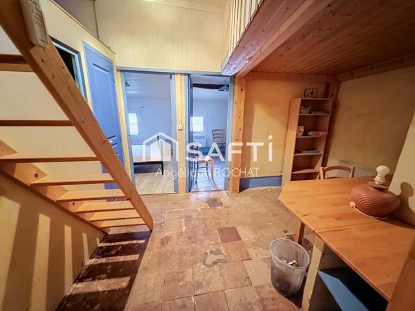 Maison de village 78 m² sur 3 niveaux avec garage – Faugères – 99 000 €