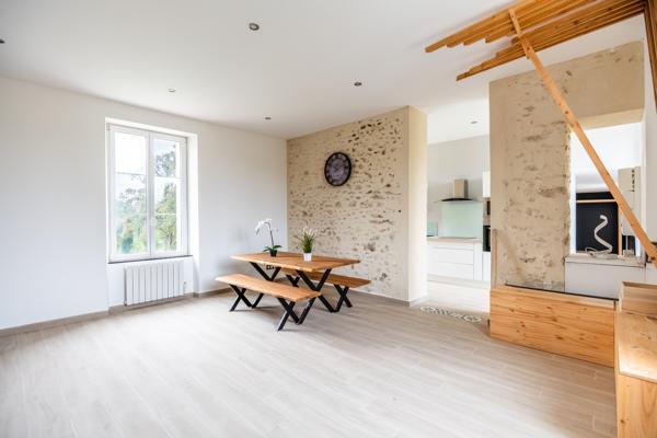 Magnifique triplex de 217 m2 au coeur d'un château séculaire des yvelines avec son parc de plus de 5 hectares