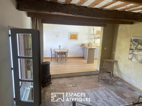 Maison ancienne et sa terrasse secrète