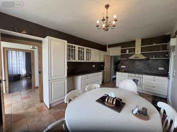 Maison à vendre à Bagnoles-de-l'Orne-Normandie dans l'Orne (61140), ref : 61044-1978