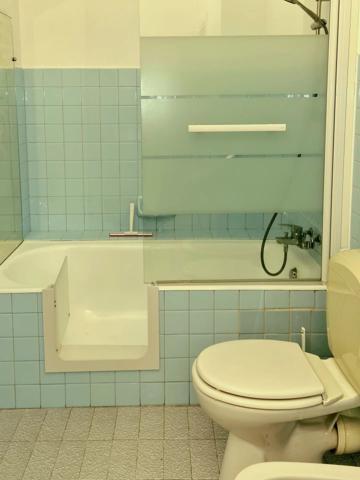 Location                                                      Appartement
                        
                     1 pièces                      38 m2                     à Nice