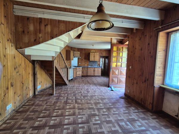 Maison 105m². 6 pièces sur un terrain de 395m².