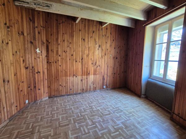 Maison 105m². 6 pièces sur un terrain de 395m².