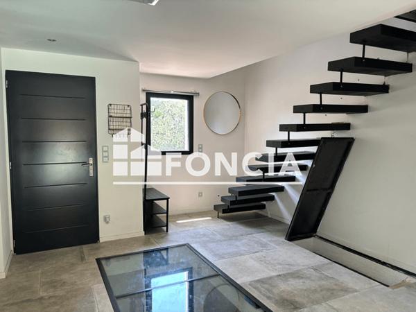 Location Maison 4 pièces 80 m² - 112 RUE DES ACACIAS Aigues Vives 30670