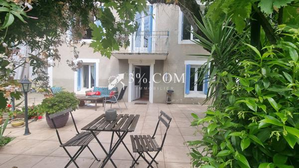 Maison 8 pièce(s) 4 chambre(s) 240 m²