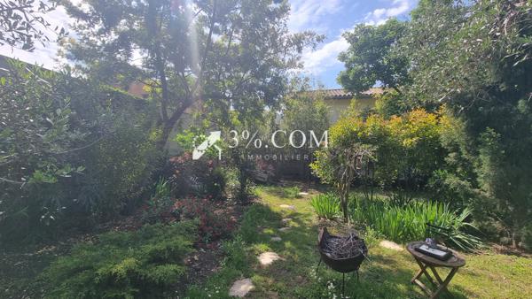 Maison 8 pièce(s) 4 chambre(s) 240 m²