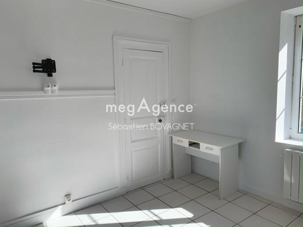 Immeuble à Alençon, 61000 - 75m²
