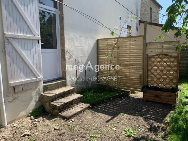 Immeuble à Alençon, 61000 - 75m²