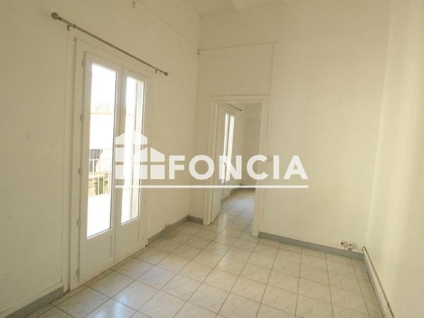 Location Appartement 4 pièces 89.81 m² - 19 RUE EMILE JAMAIS Nimes 30900