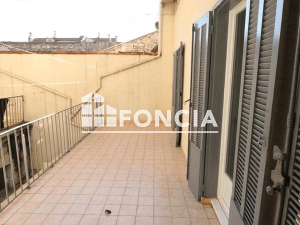 Location Appartement 4 pièces 89.81 m² - 19 RUE EMILE JAMAIS Nimes 30900