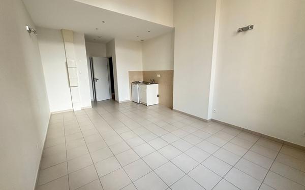Appartement à vendre    1 pièce • 26 m2 Lyon 6