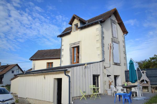 MAISON AUX PORTES DE CHATELLERAULT