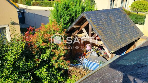 140m² au sol, 4 ch dont 1 suite au rdc. Studio 25m². Centre ville à pied