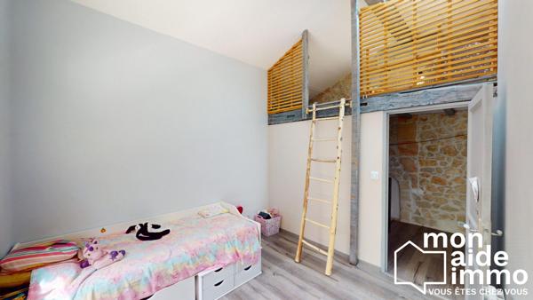 Ancienne bergerie de 160m² sur 5000m² de terrain